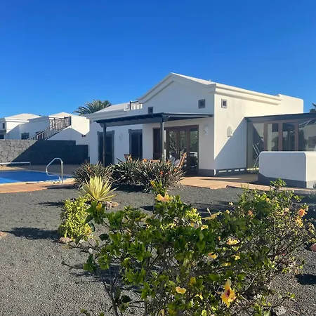 Faro Park Bella Heated Pool Casa vacanze Playa Blanca (Lanzarote)