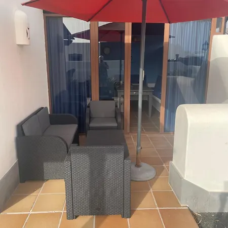 Faro Park Bella Heated Pool Prázdninový dům Playa Blanca (Lanzarote)